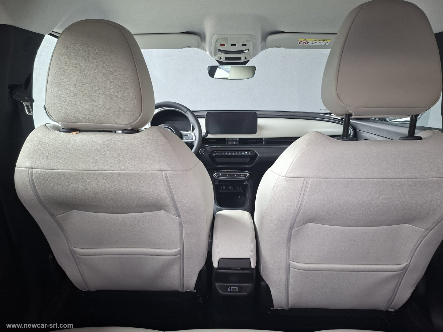 600 Hybrid 110 CV DCT MHEV Business - immagine 14