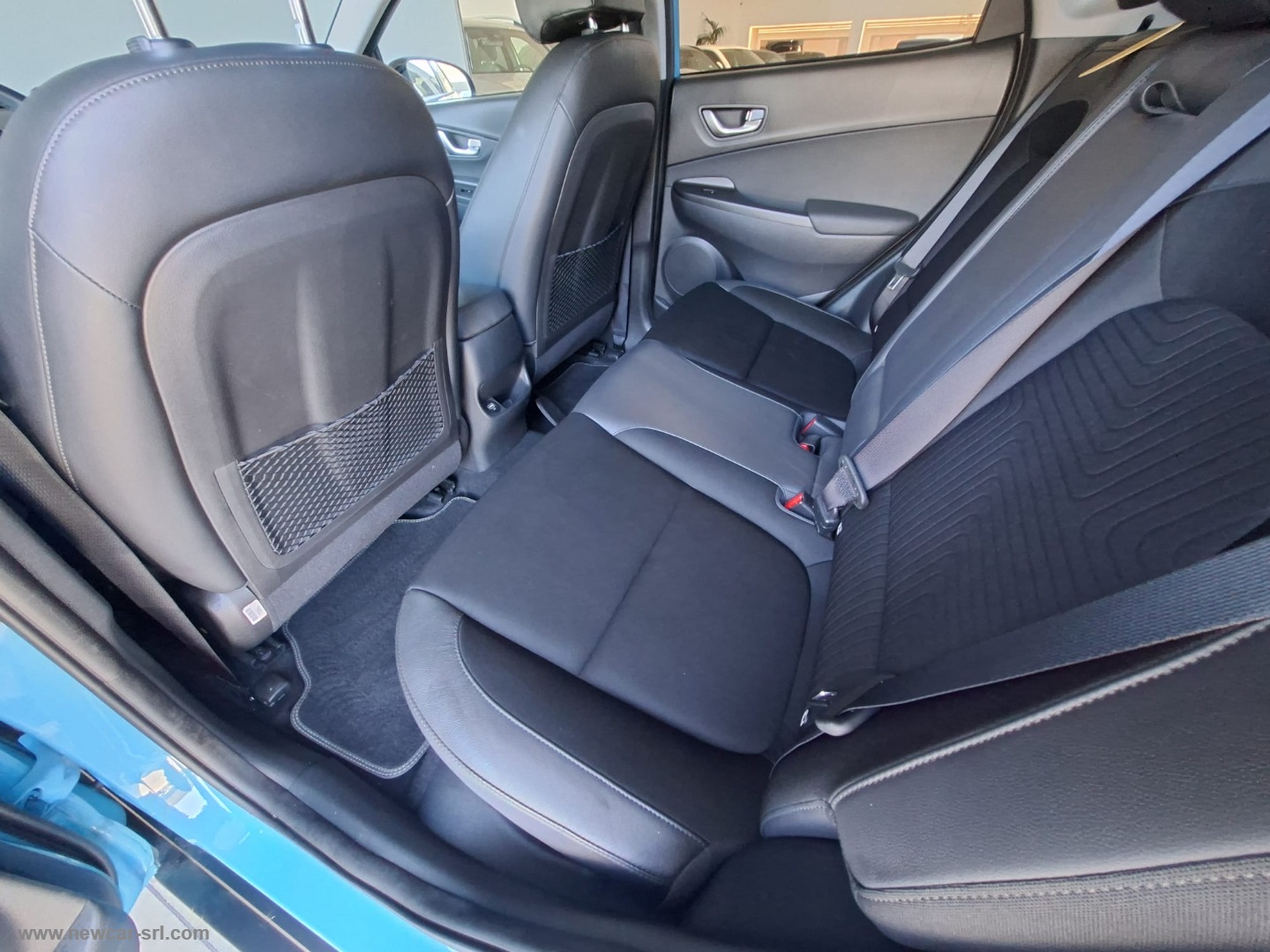 Kona EV 64 kWh XClass - immagine 14