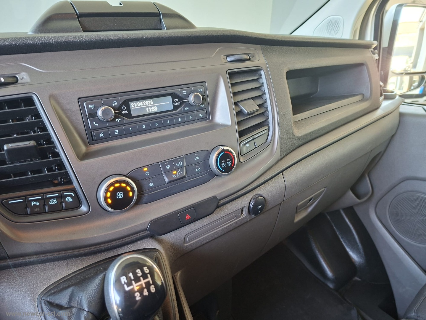 Tran.Cust.280 2.0EcoB.130MHEVPC F.Trend - immagine 14