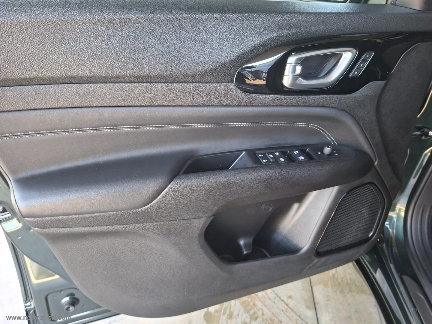 Compass 1.6 Mjt II 2WD Limited - immagine 14