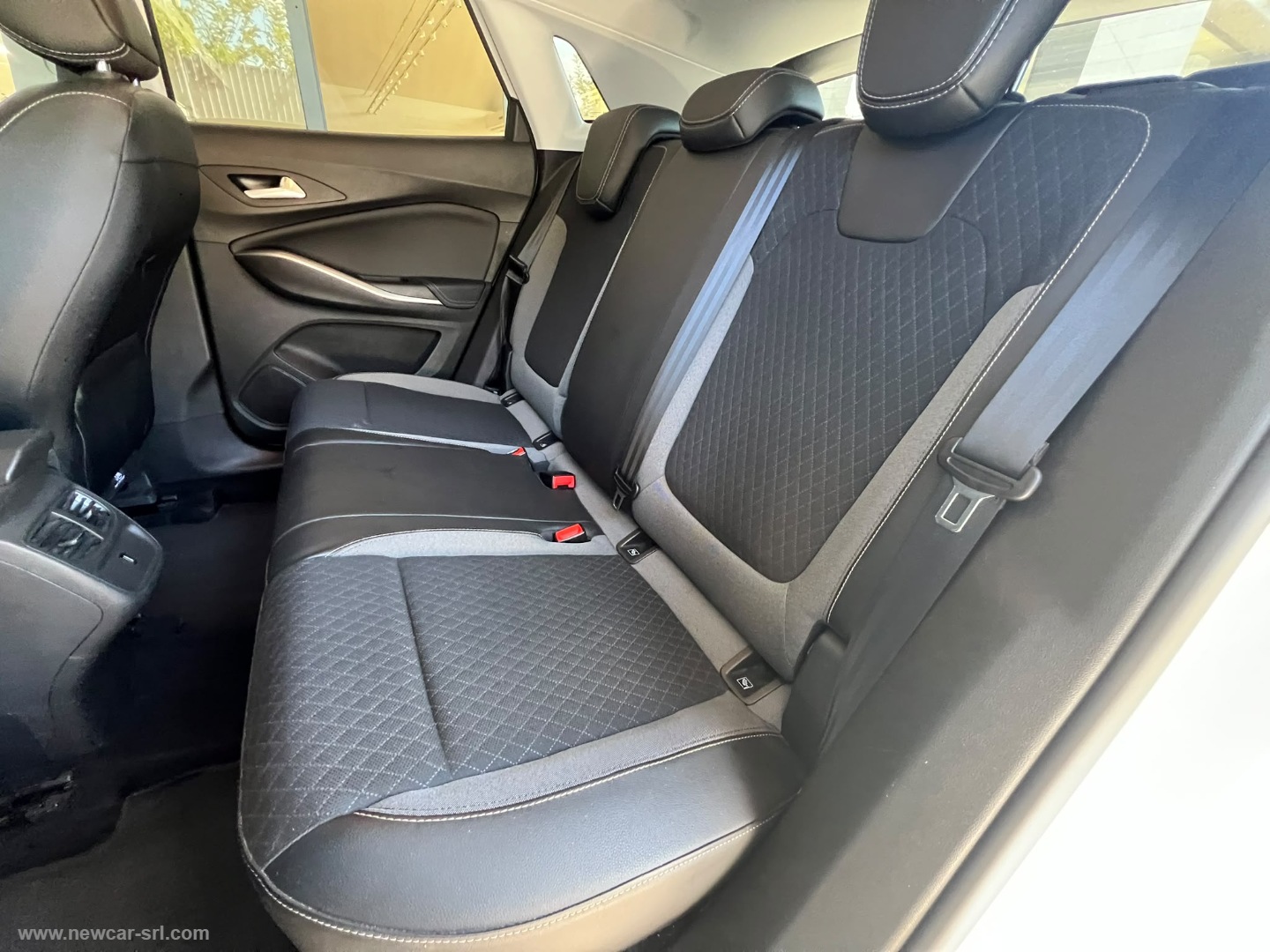 Grandland 1.5 D Ecotec aut. GS Line - immagine 14