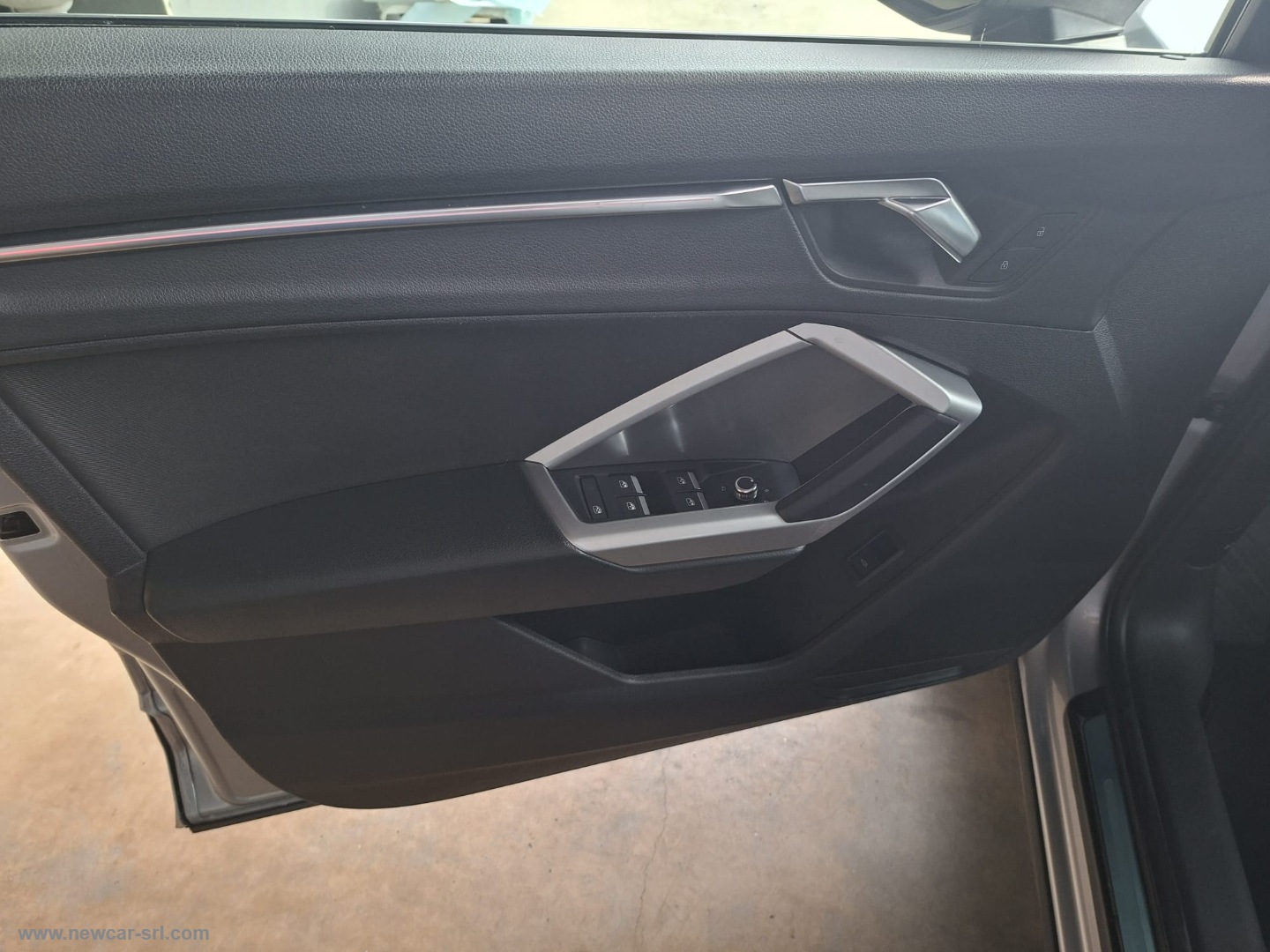 Q3 2.0 TDI 150CV quattro Business - immagine 14