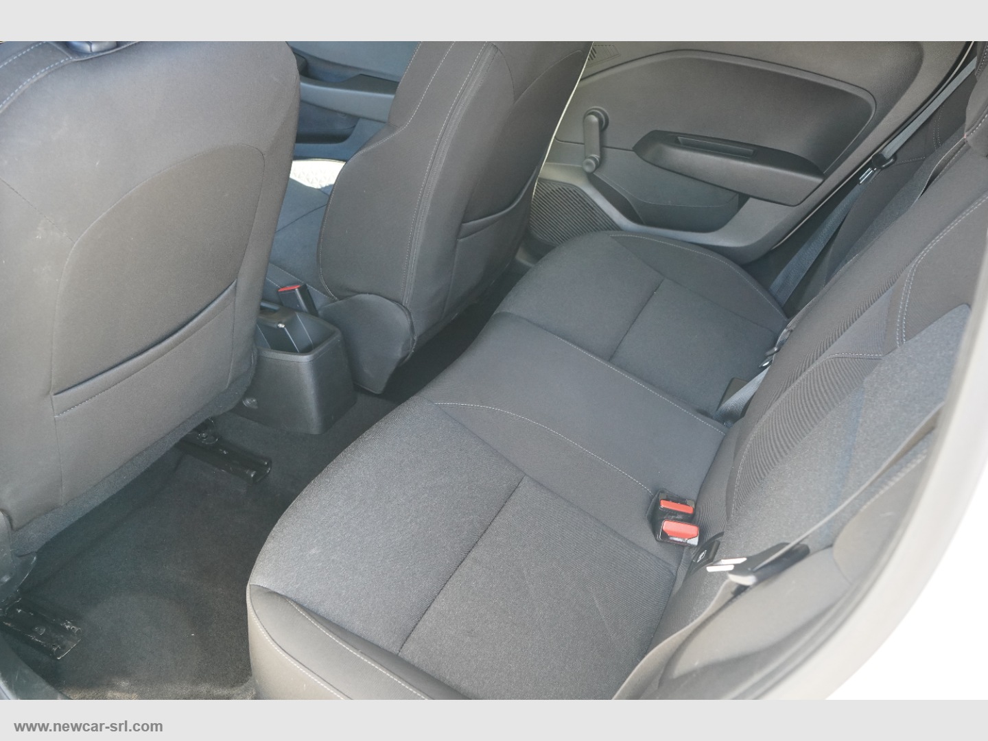 Clio Blue dCi 8V 100 CV 5p. Business - immagine 14