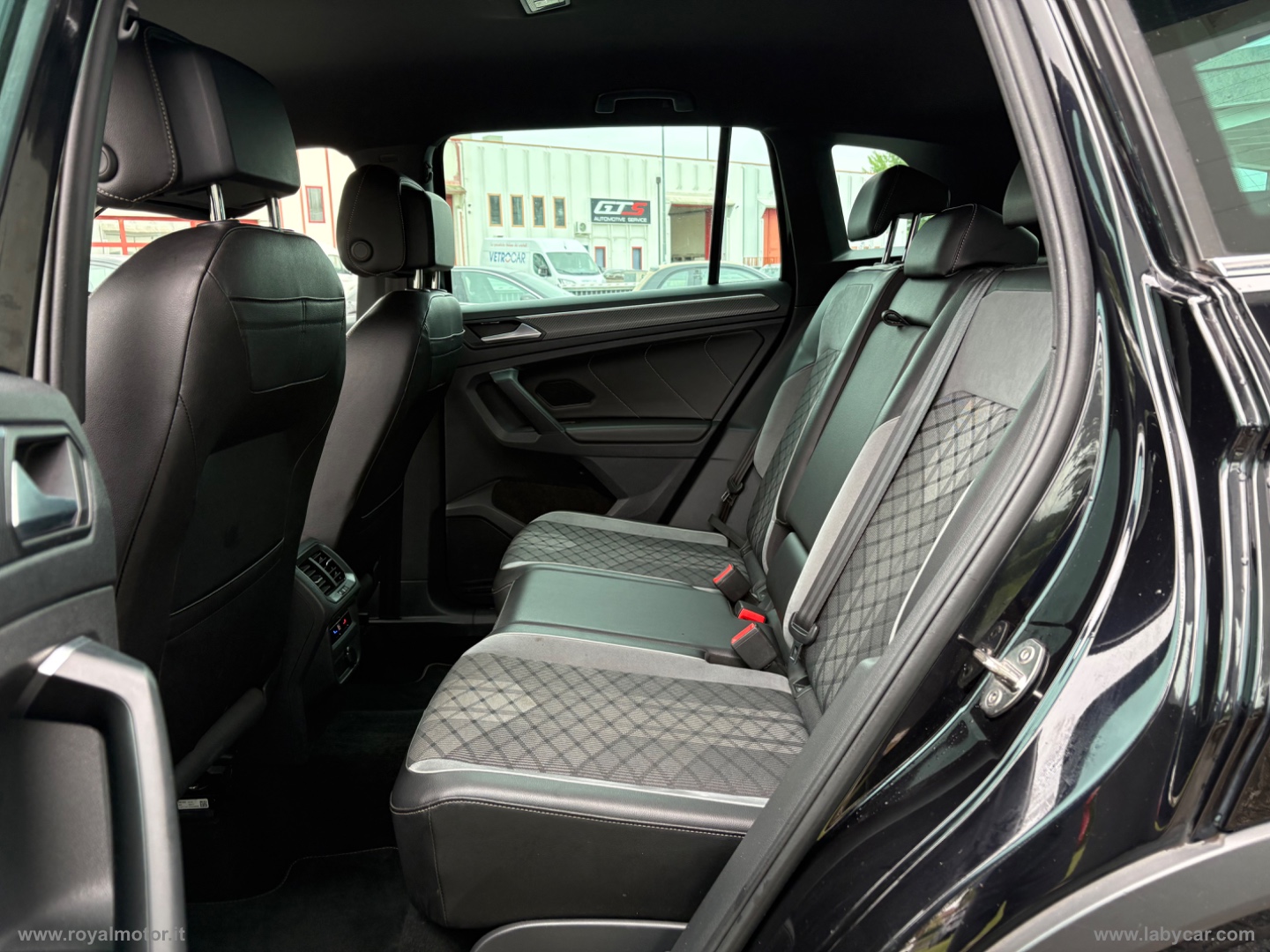 Tiguan 2.0 TDI 150CV SCR DSG R-Line - immagine 14