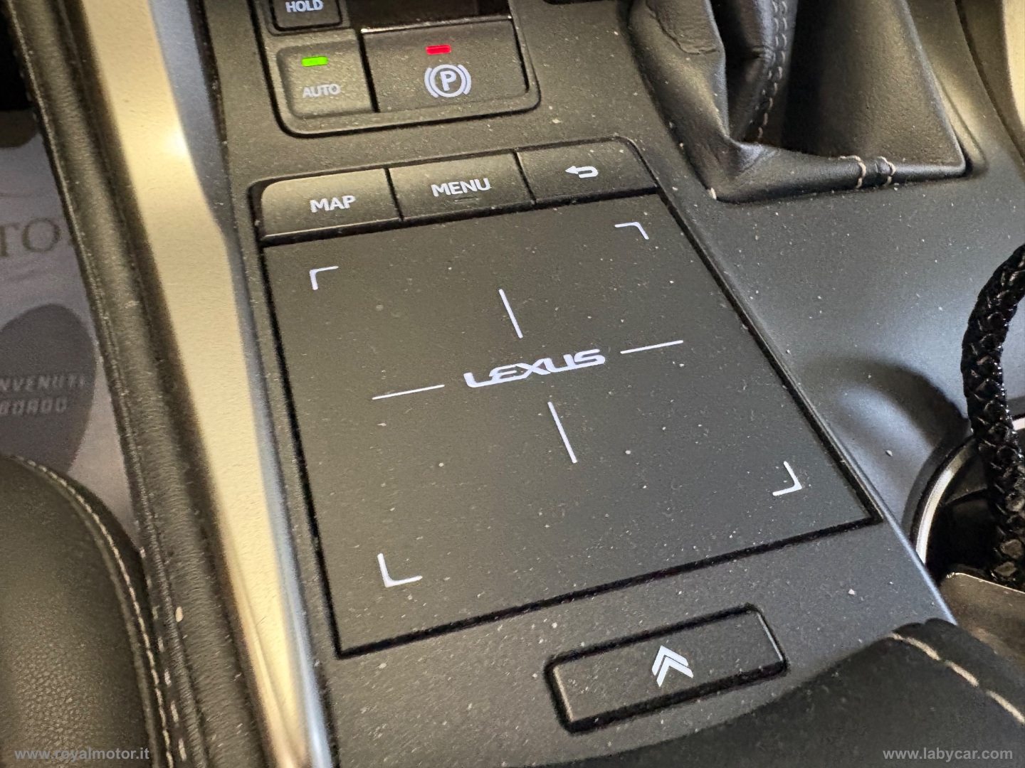 NX 300H Hybrid 4WD Executive - immagine 14