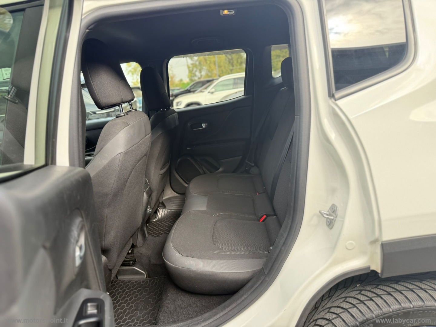 Renegade 4WD Active Drive Low S FULL LED - immagine 14