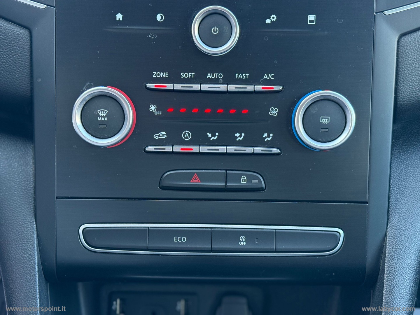 Mégane dCi 110 CV S&S ST Energy Limited - immagine 14