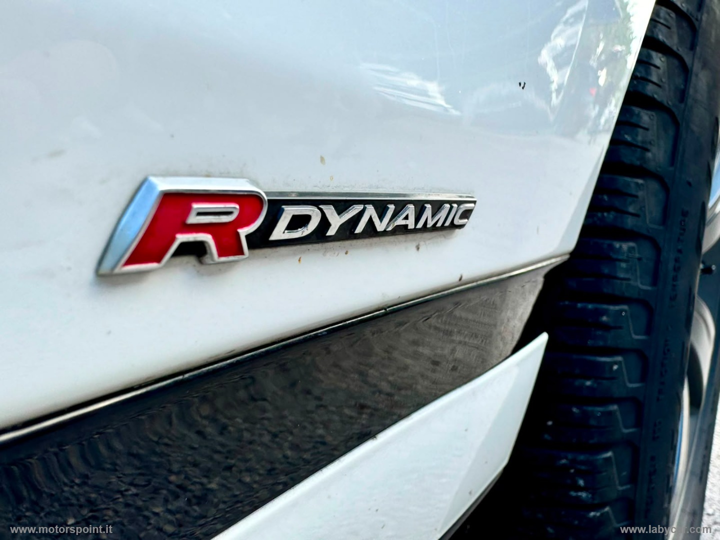 RR Velar 2.0D I4 180 CV R-DYNAMIC S - immagine 14