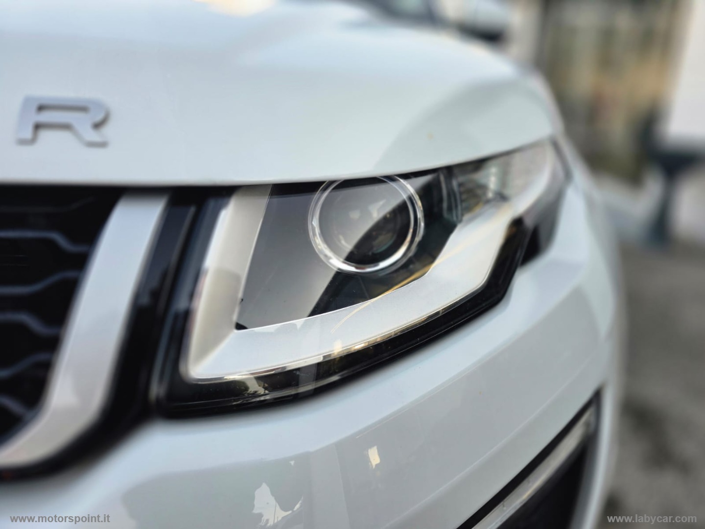 RR Evoque 2.0 TD4 150 CV 5p. Bs Ed. SE - immagine 14