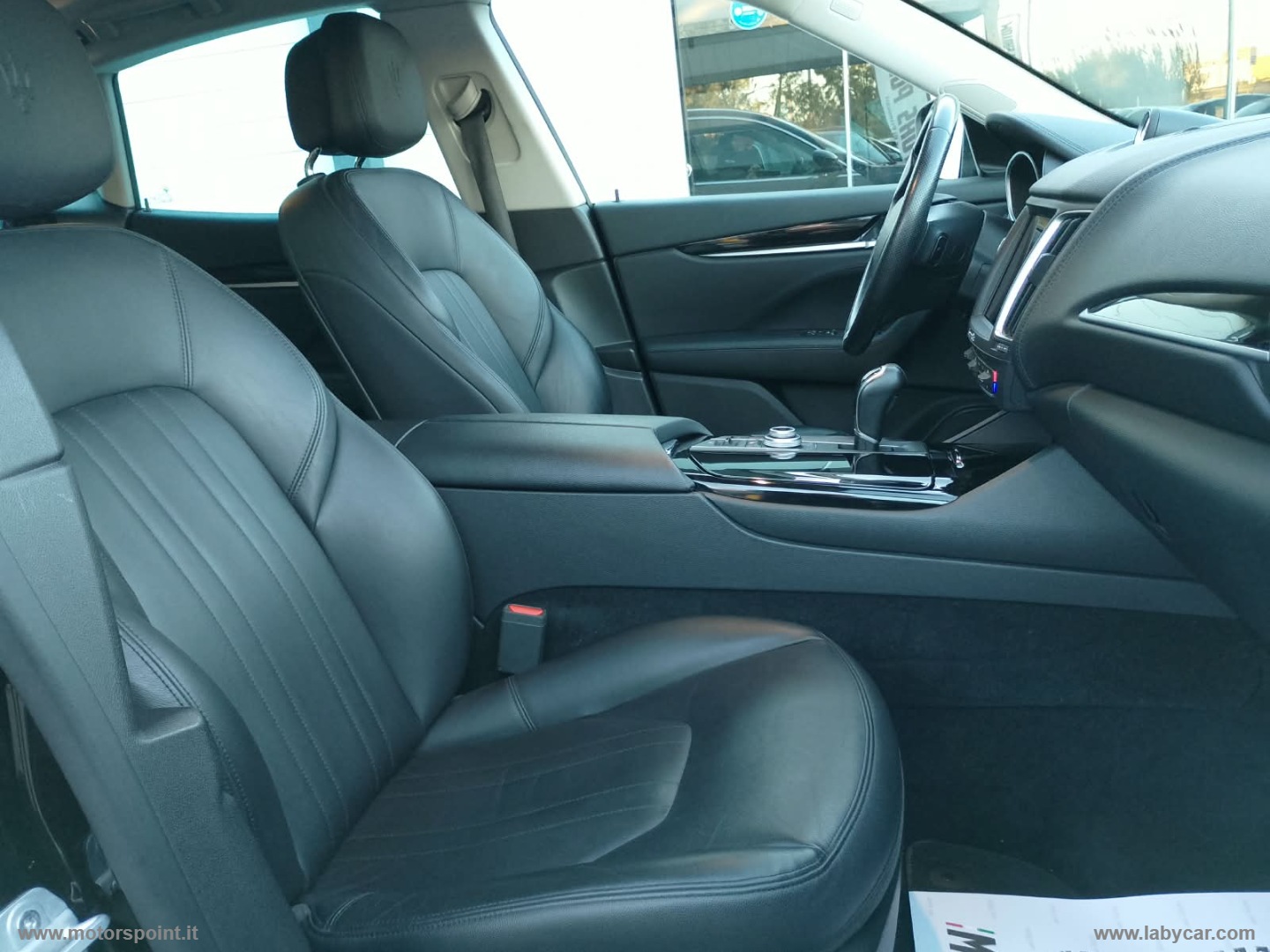 Levante V6 Diesel 275 CV AWD Nerissimo - immagine 14