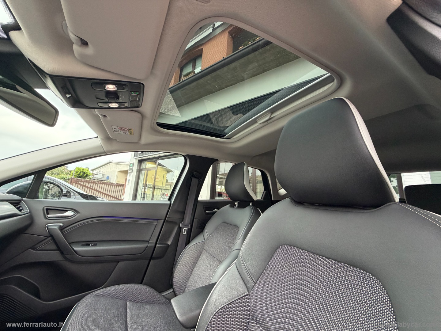 Captur TCe 12V 100 CV GPL TETTO PANORAMICO - SOLO 29.000KM! - immagine 14