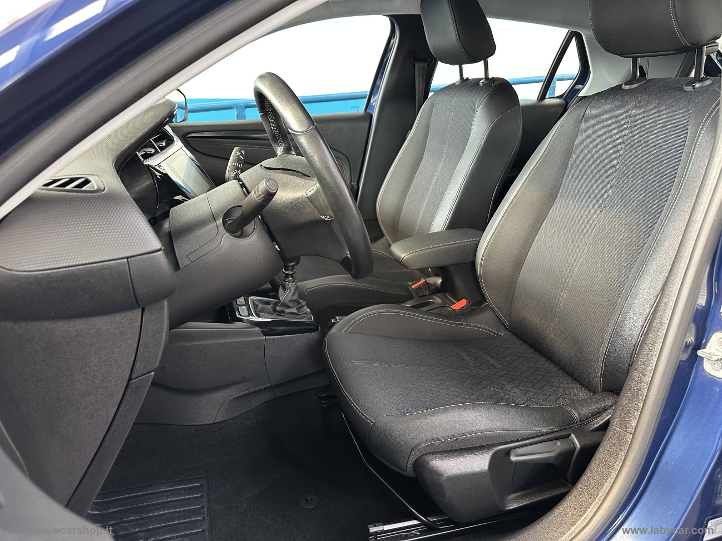Corsa 1.2 100 CV Elegance - immagine 14