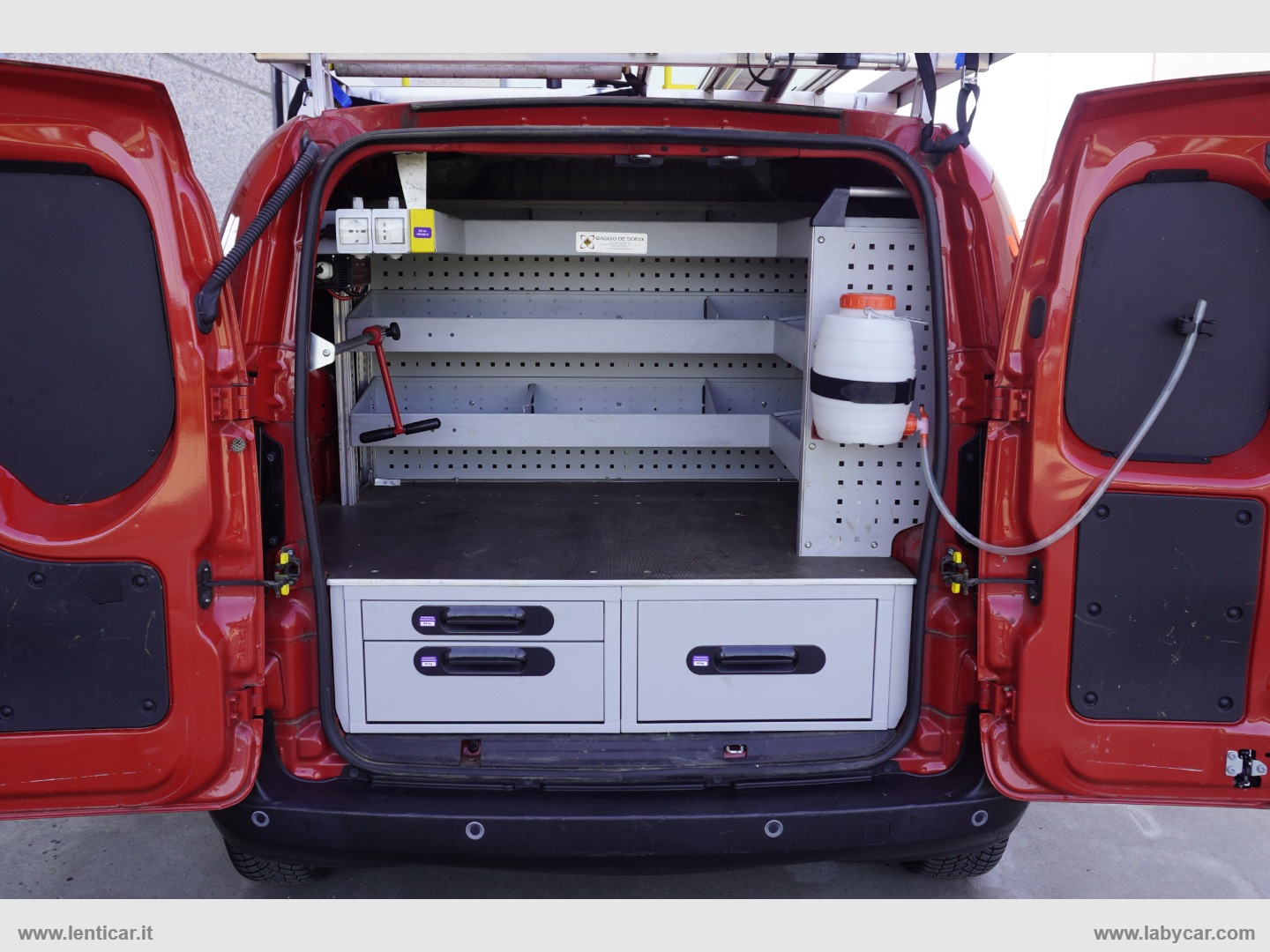 Fiorino 1.3 MJT 95CV Furg. Adventure Allestito - immagine 14