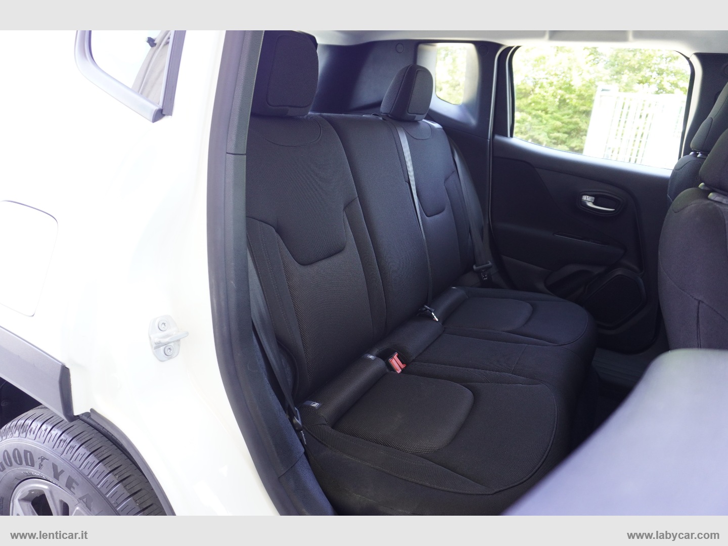 Renegade 2.0 Mjt 140 CV 4WD AD.Longitude - immagine 14