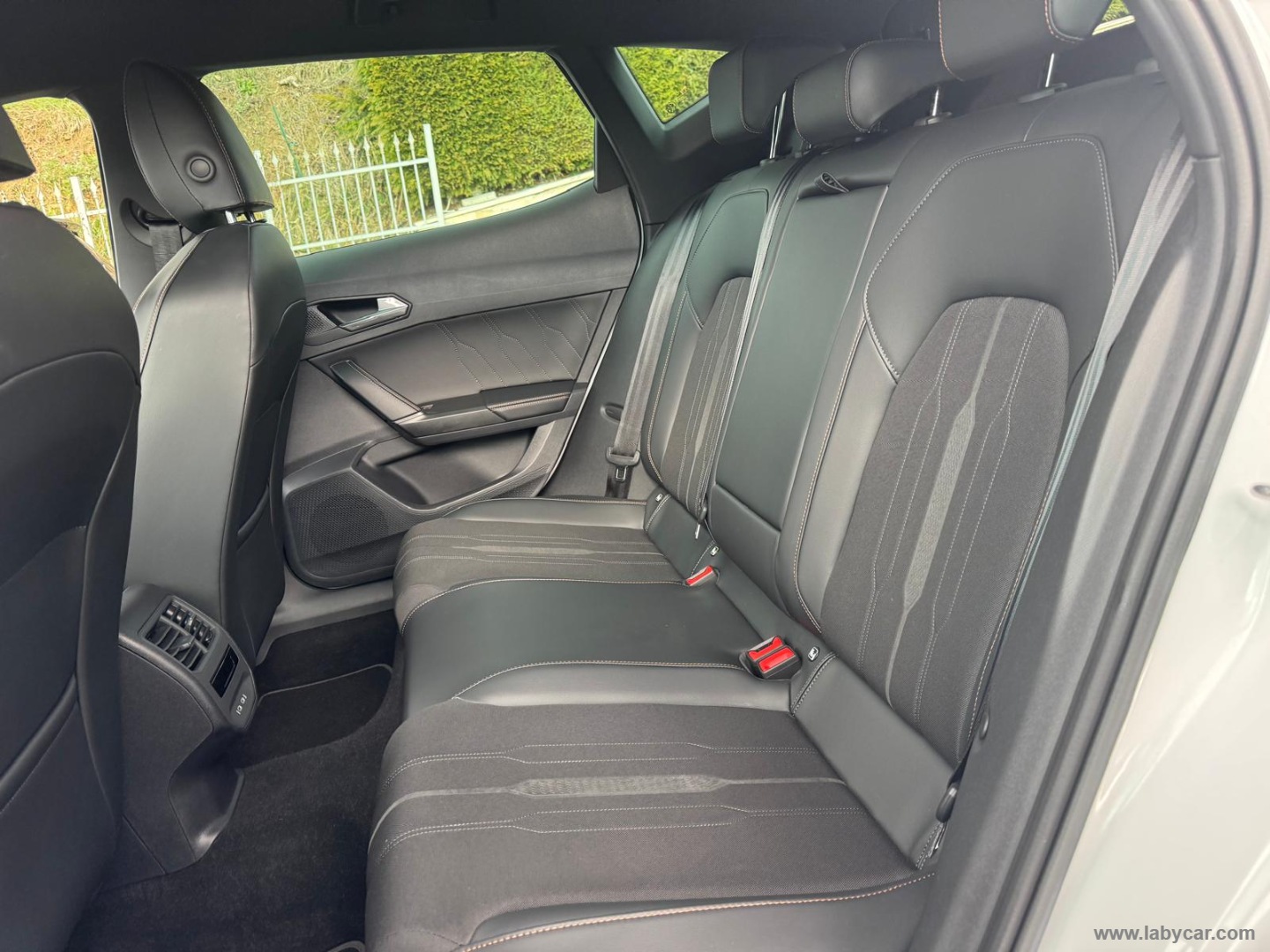 CUPRA Formentor 2.0 TDI 4Drive DSG - Immagine 14