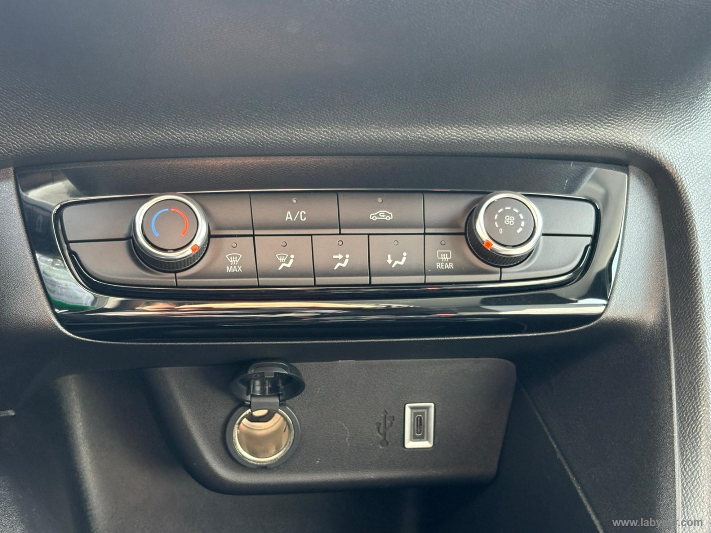 Corsa 1.2 100 CV aut. Edition - immagine 14