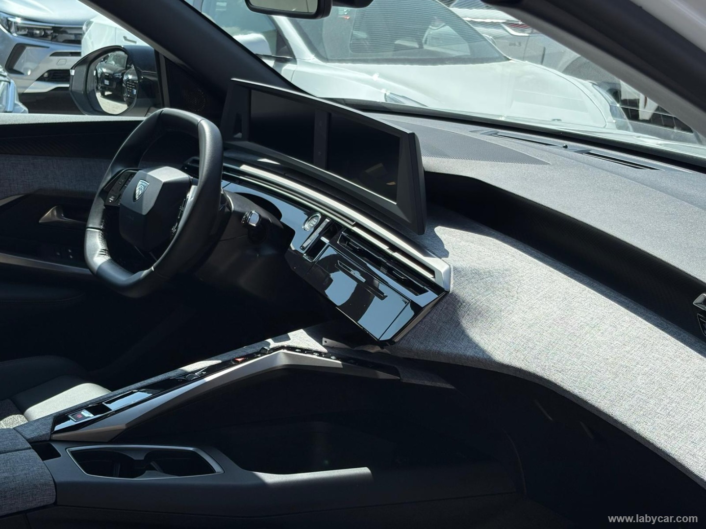 3008 Hybrid 136 e-DCS6 Allure - immagine 14