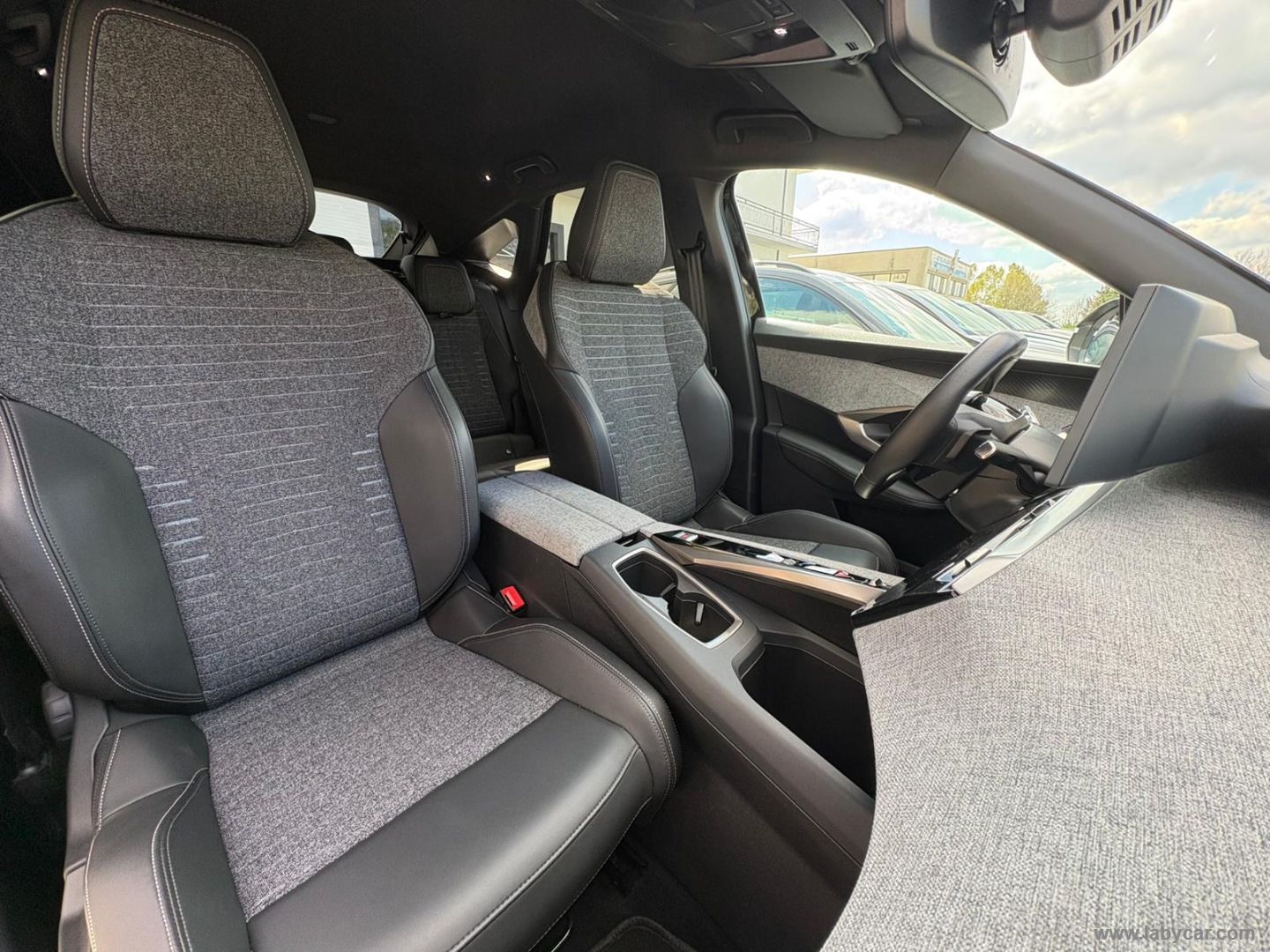 3008 Hybrid 136 e-DCS6 Allure - immagine 14