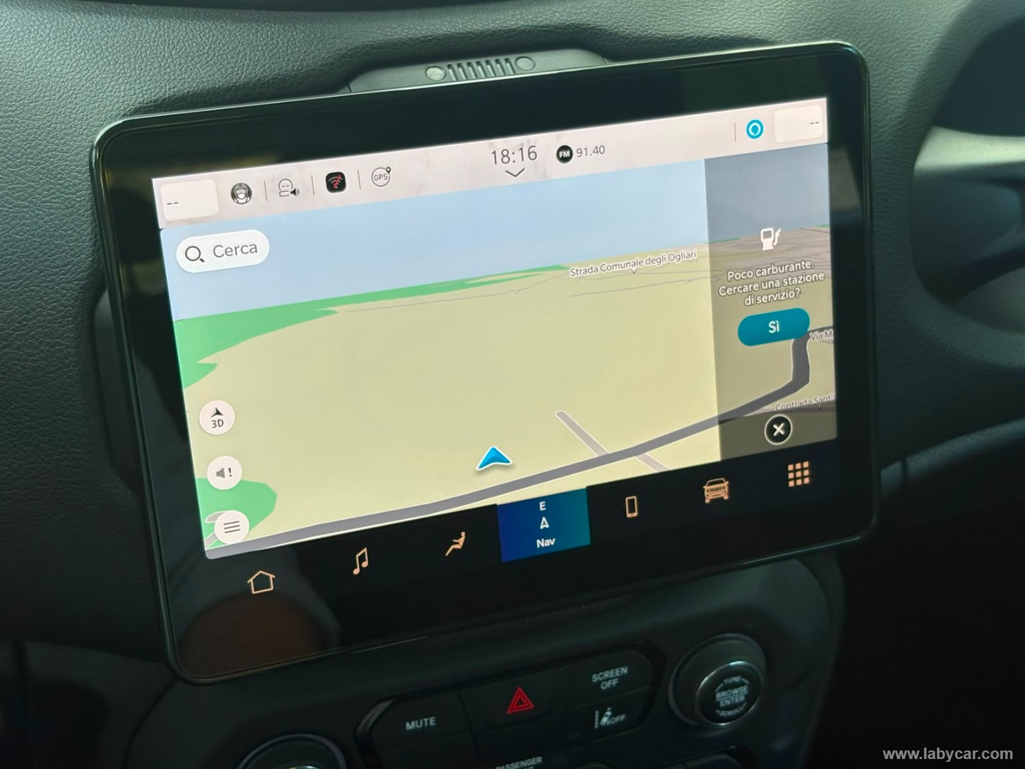 Renegade 1.5 T4 MHEV Altitude - immagine 14