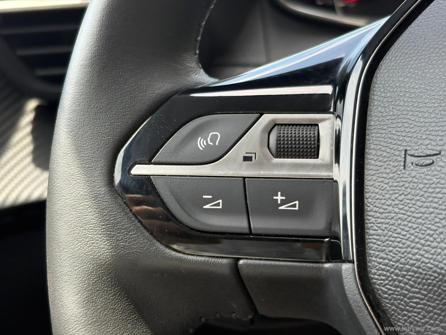 Peugeot 208 PureTech 100 S&S 5p. Active - Immagine 14