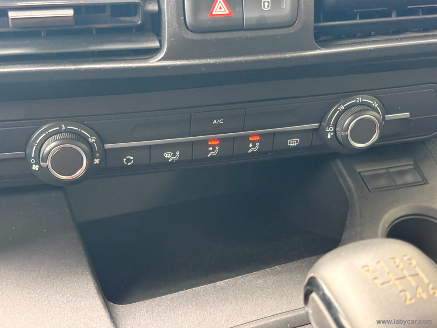 Citroën BERLINGO BlueHDi 100 S&S Combi Live - Immagine 14