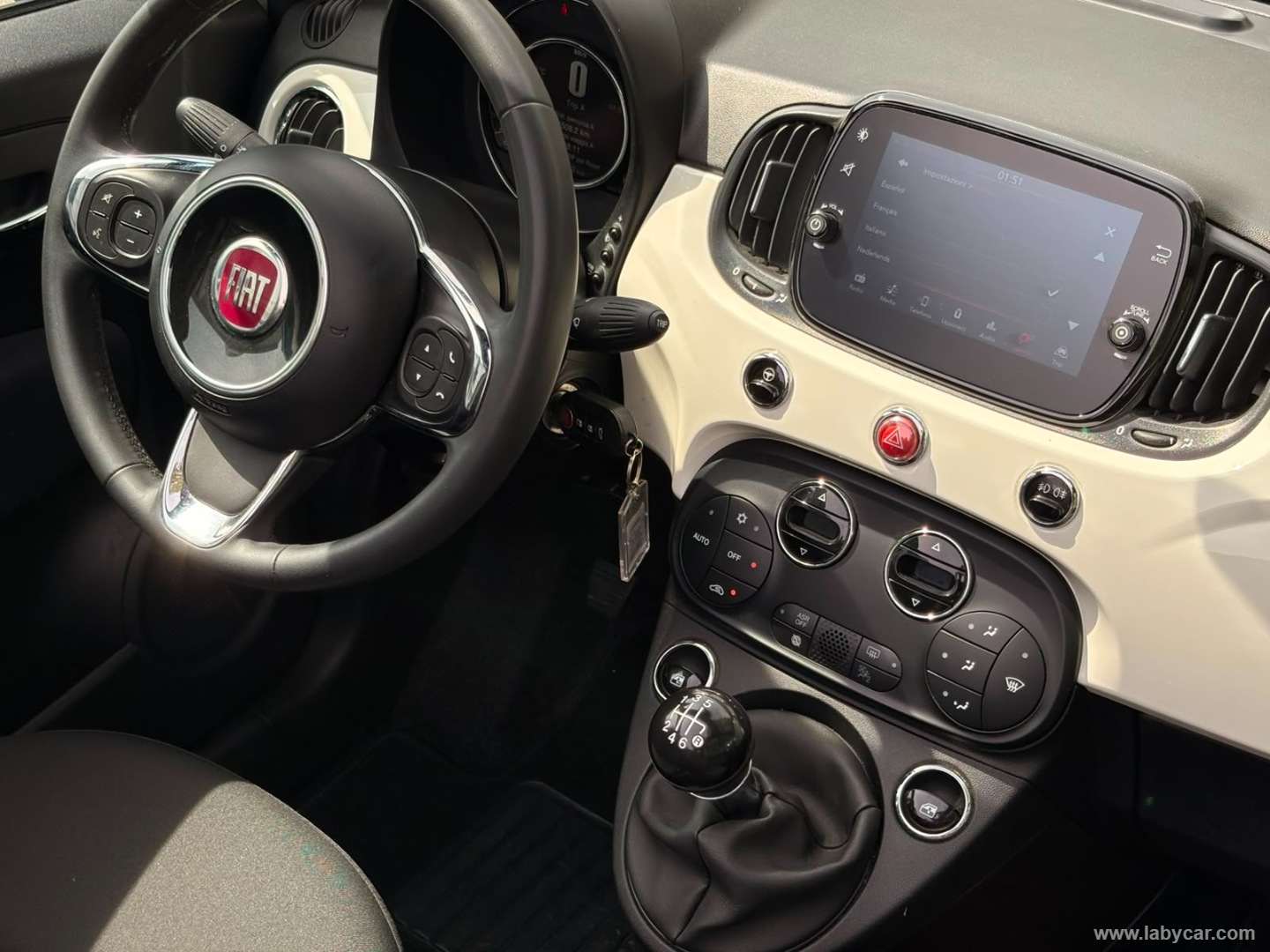 Fiat 500 C 1.0 Hybrid Dolcevita - Immagine 14