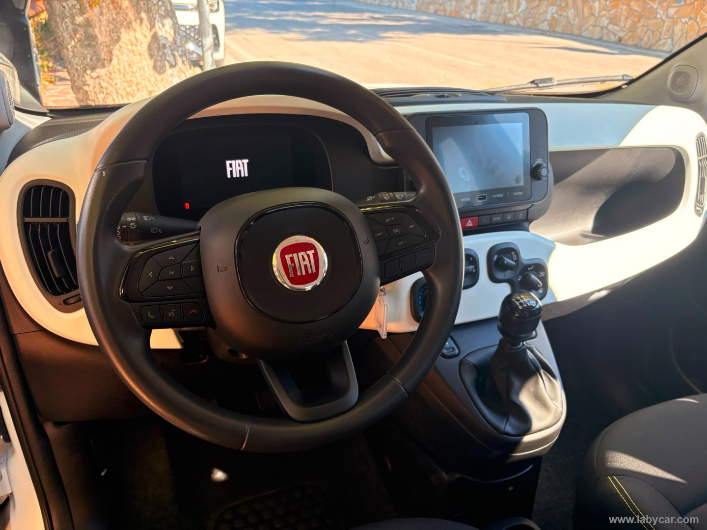 Fiat Panda 1.0 FireFly S&S Hybrid Pandina - Immagine 14