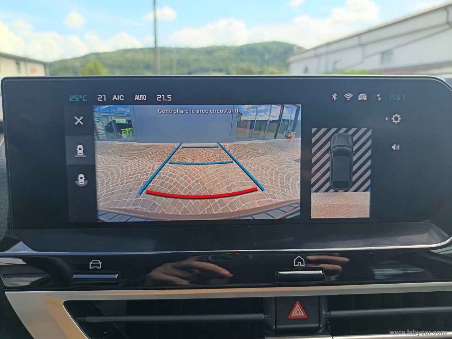 Citroën C4 Hybrid 145 e-DCS6 Plus - Immagine 14