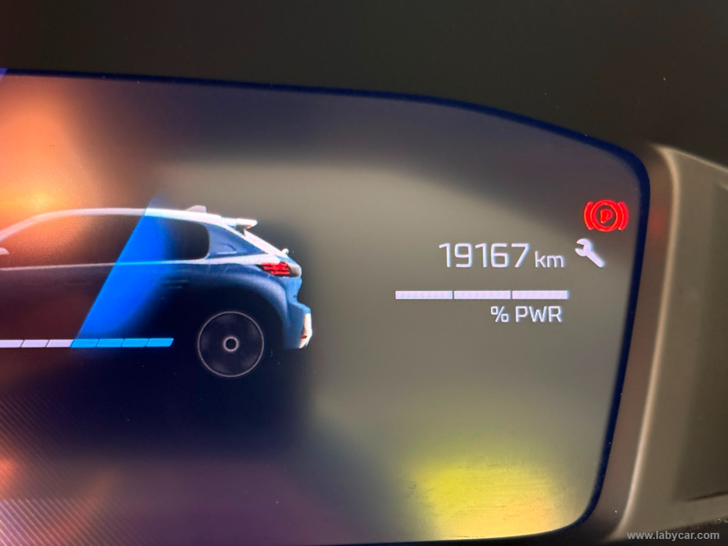 Peugeot 208 Hybrid 110 e-DCS6 Allure - Immagine 14