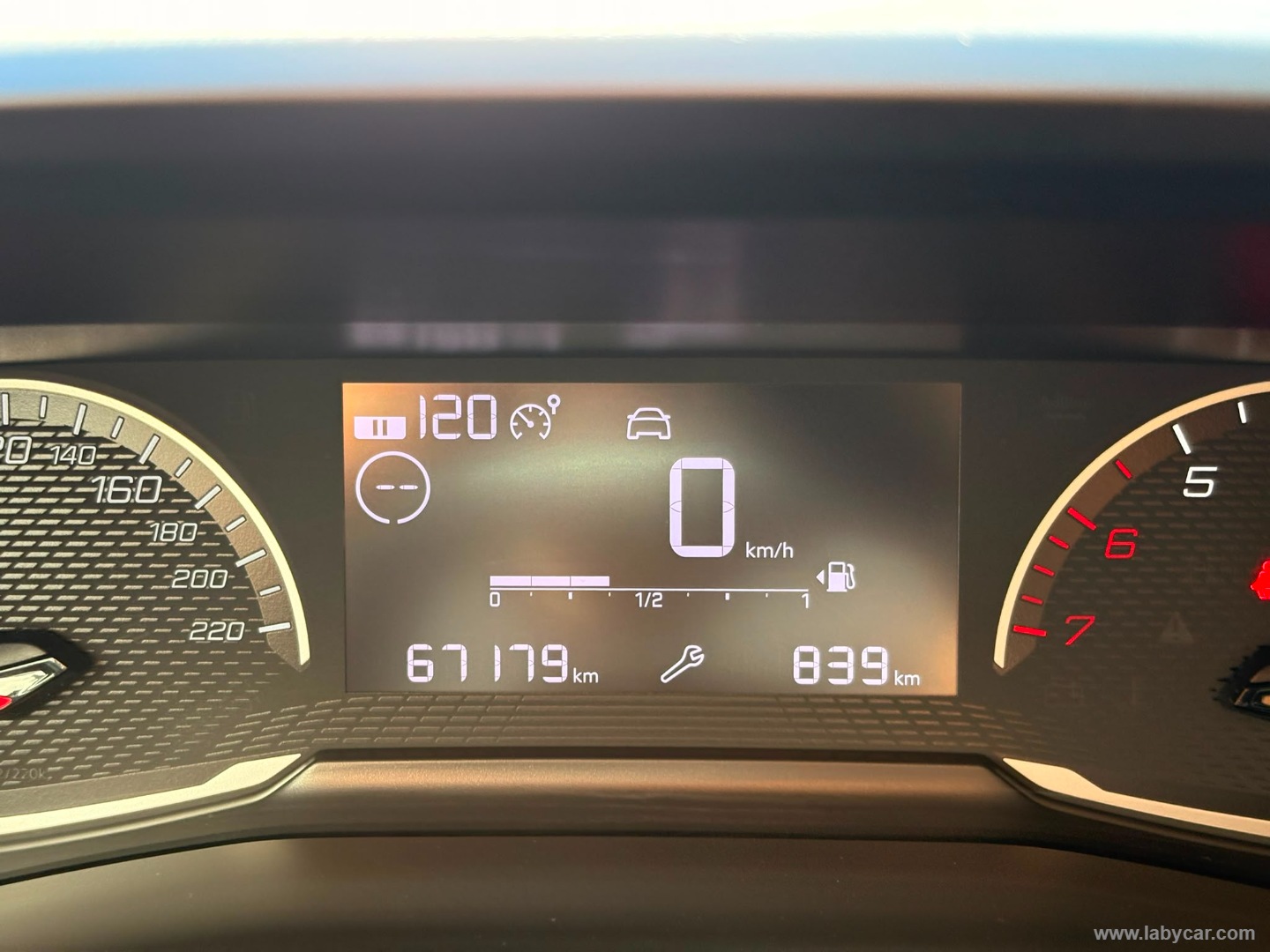 Peugeot 208 BlueHDi 100 S&S 5p. Active - Immagine 14