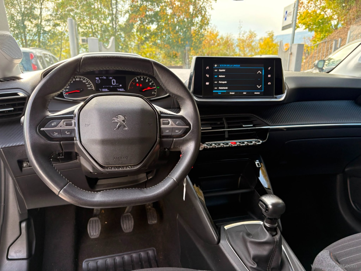 Peugeot 208 BlueHDi 100 S&S 5p. Active - Immagine 14