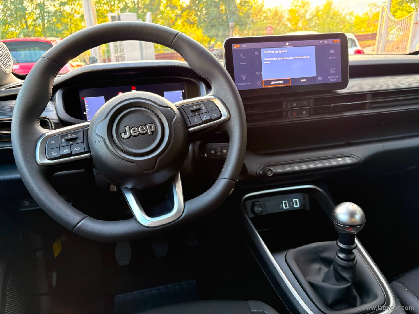 Jeep Avenger 1.2 Turbo Altitude - Immagine 14