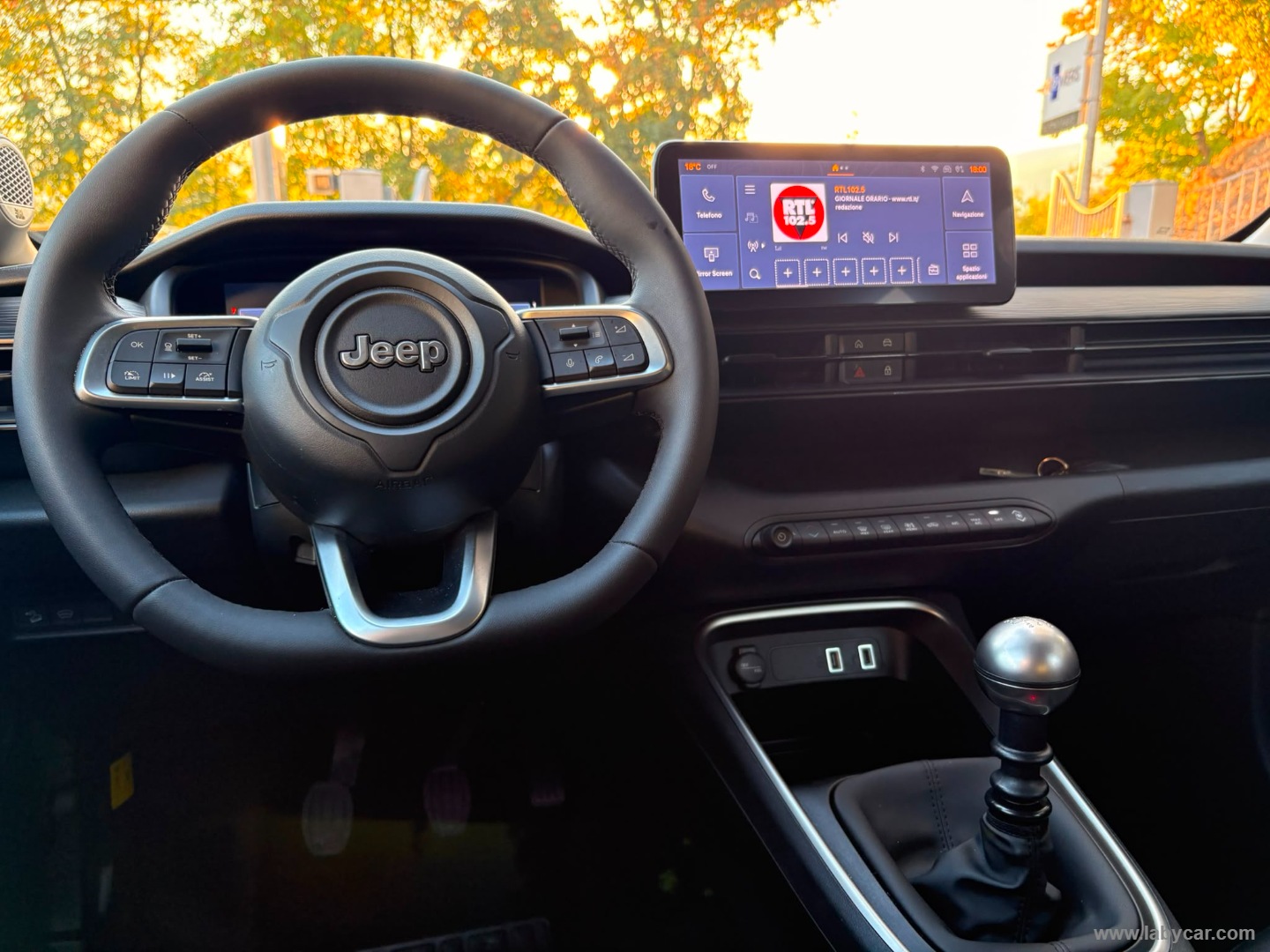 Jeep Avenger 1.2 Turbo Altitude - Immagine 14