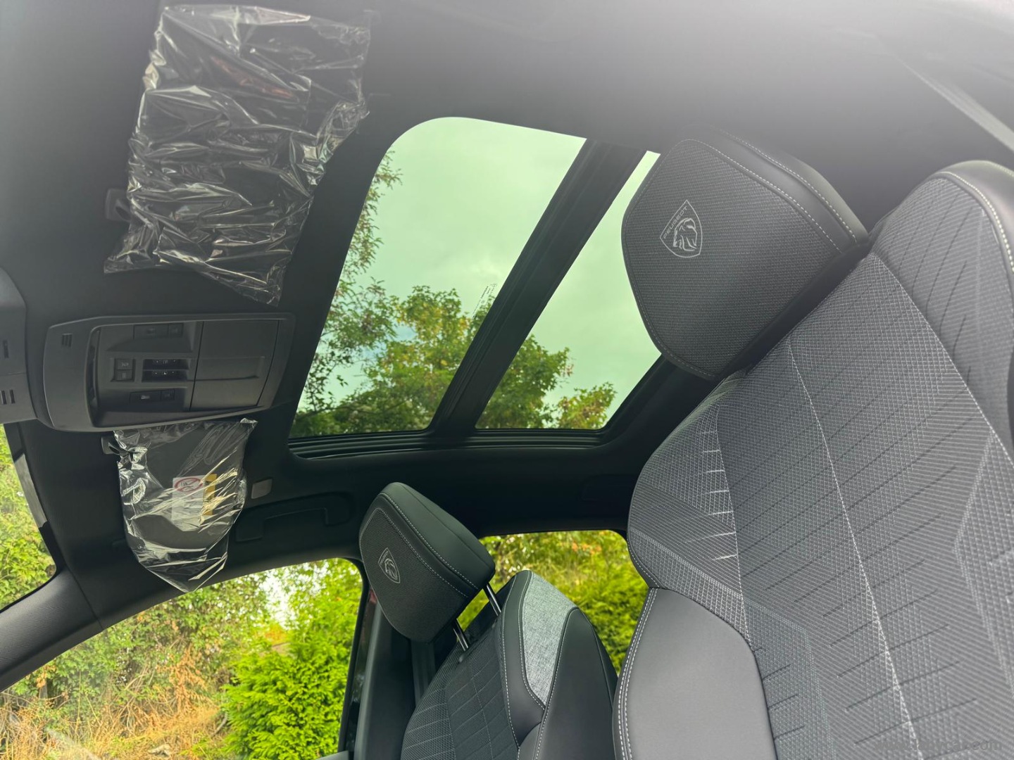 Peugeot 3008 Hybrid 145 e-DCS6 GT - Immagine 14
