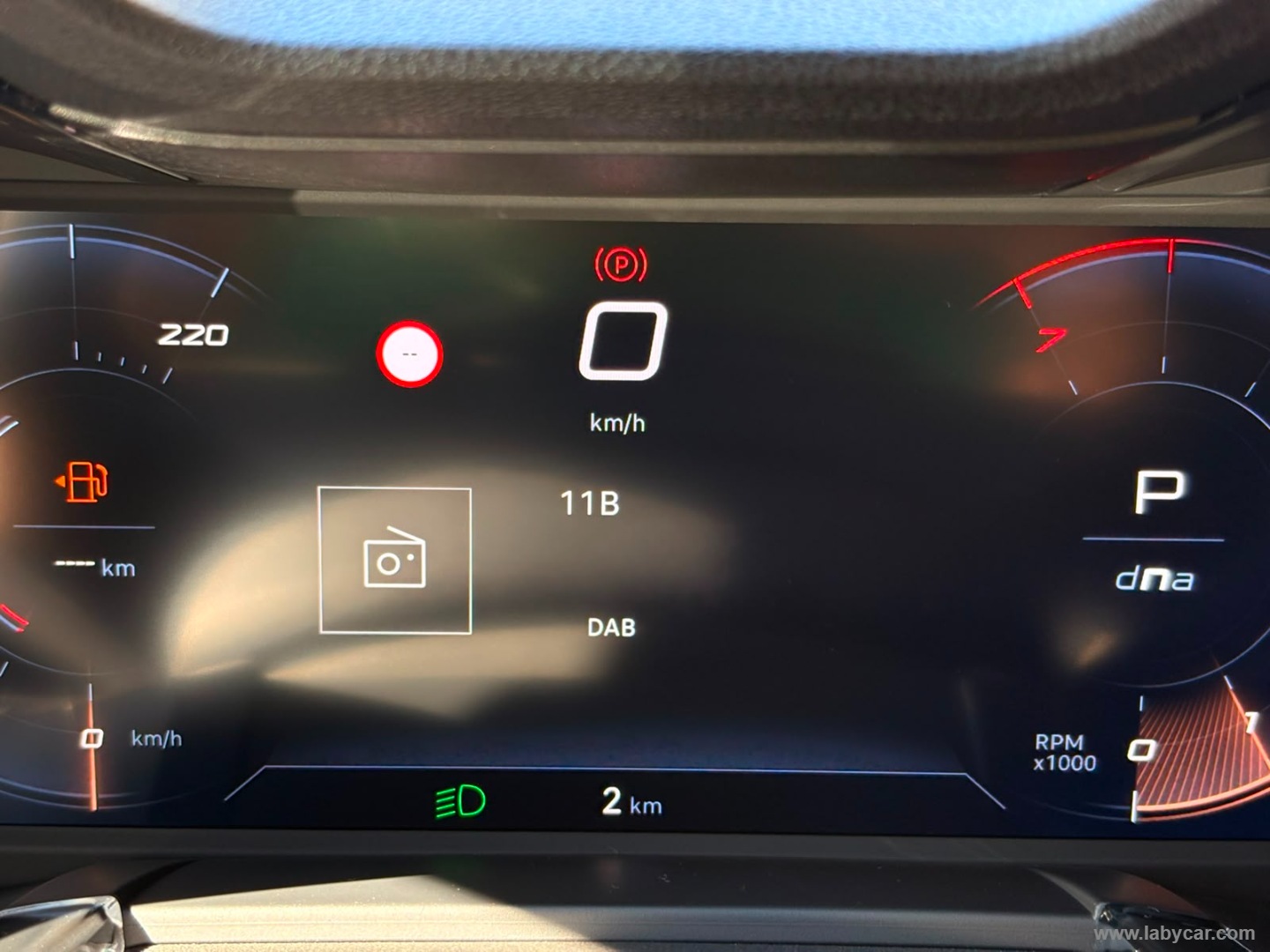 Alfa Romeo Junior 1.2 145 CV Hybrid eDCT6 - Immagine 14