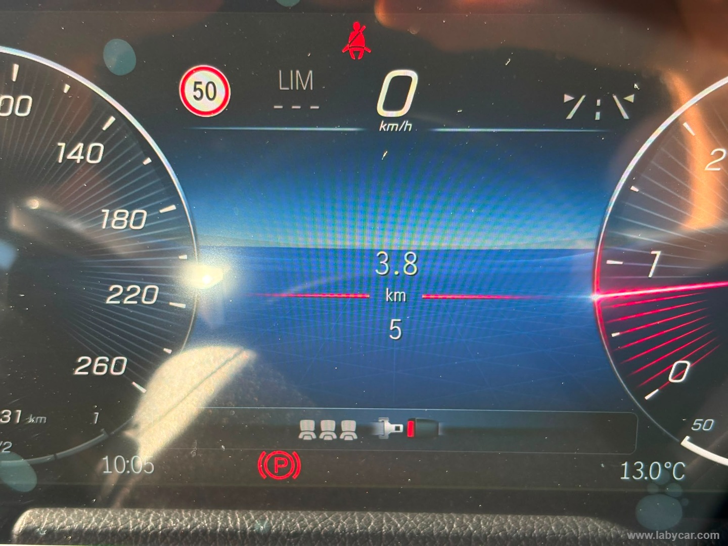 Mercedes-Benz Classe GLA 200 d Automatic AMG Line Extra - Immagine 14