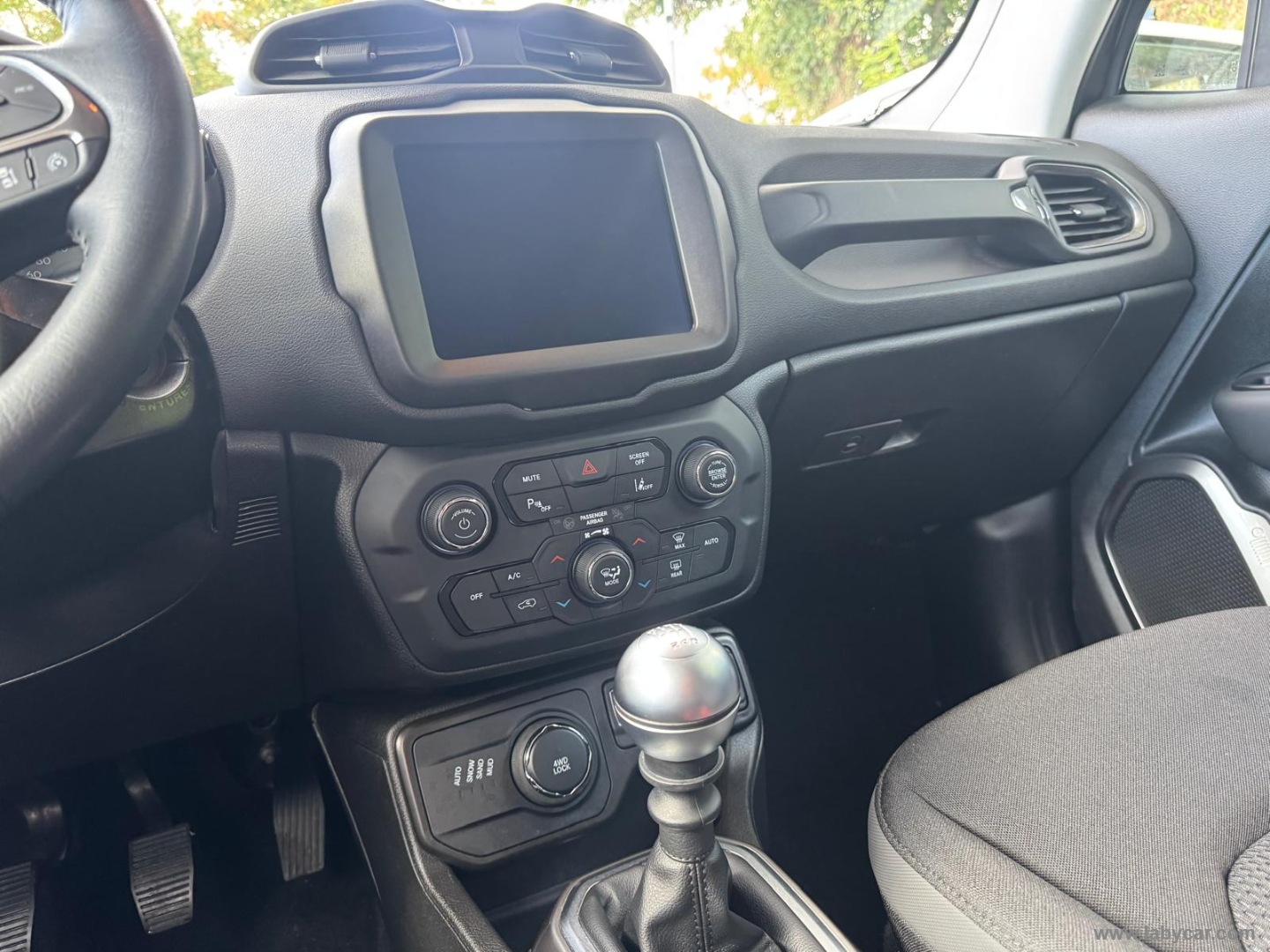 Jeep Renegade 2.0 Mjt 140 CV 4WD AD.L.Limited - Immagine 14