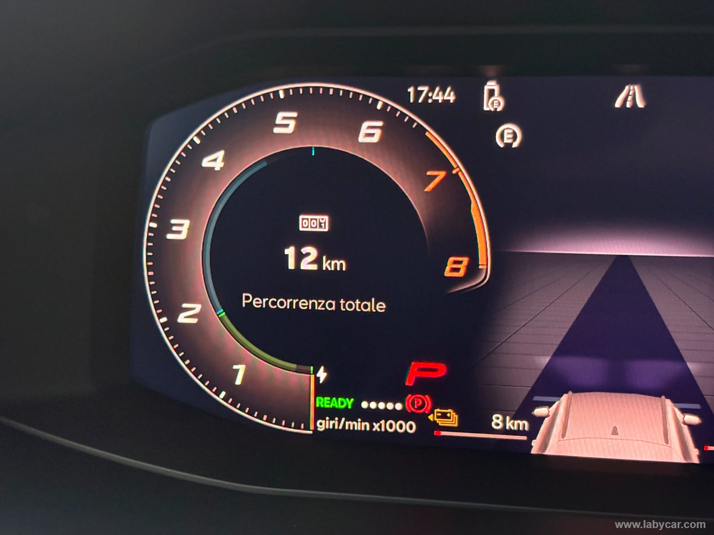 CUPRA Formentor 1.5 e-Hybrid DSG - Immagine 14