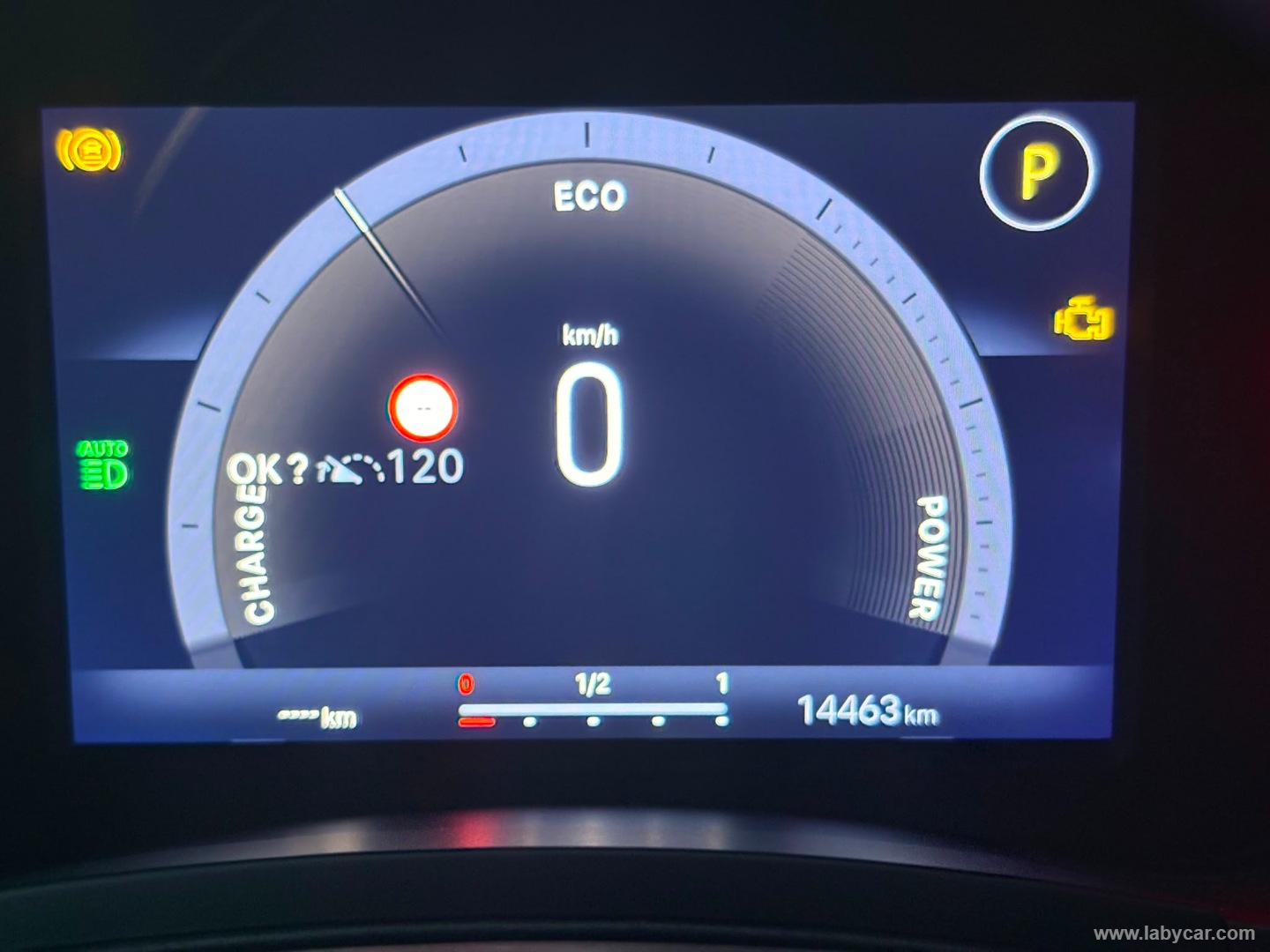 Fiat 600 Hybrid 110 CV DCT MHEV La Prima - Immagine 14