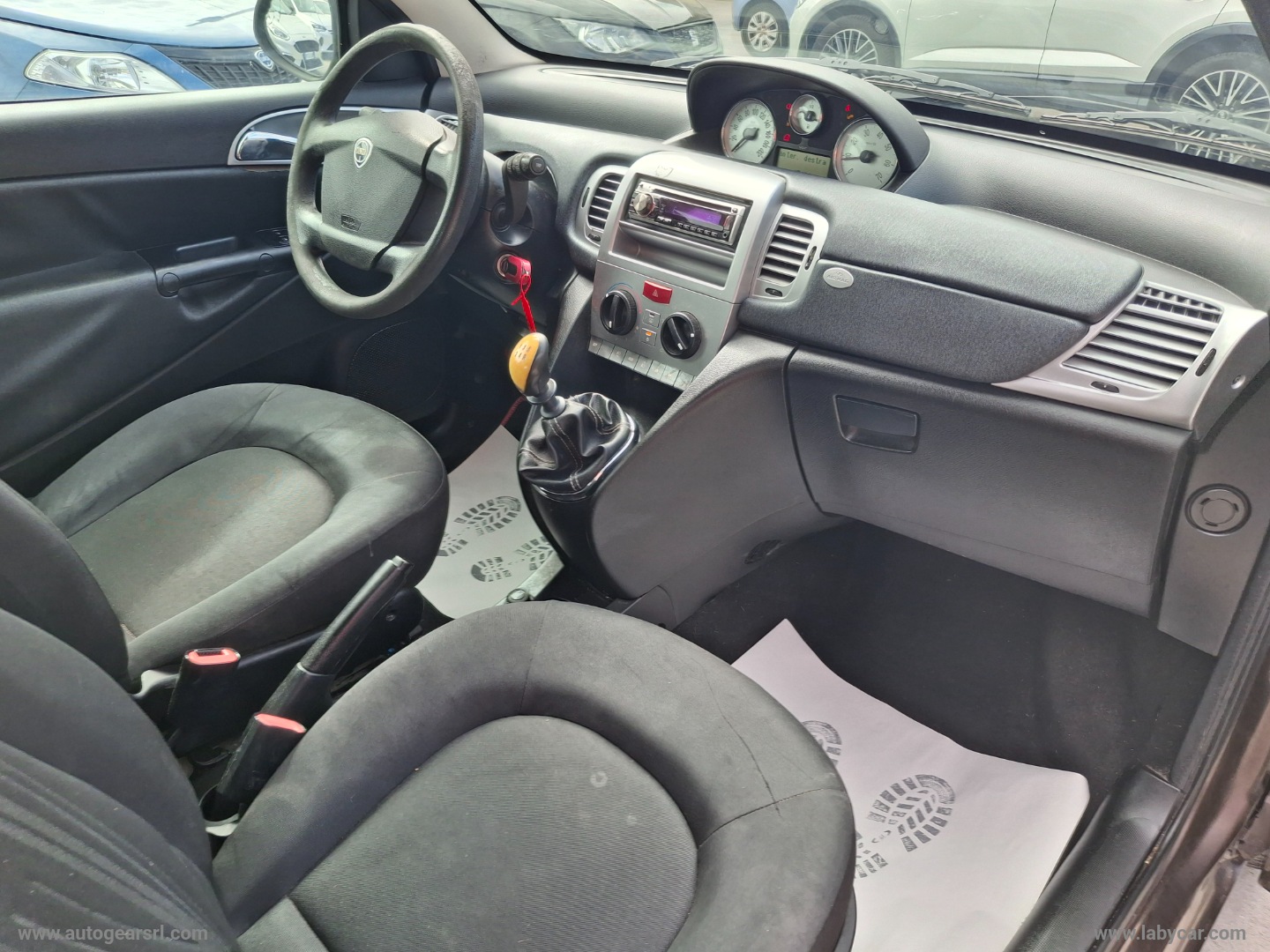 Ypsilon 1.2 69 CV Platinum - immagine 14