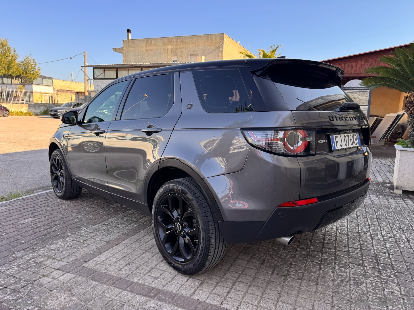 Discovery Sport 2.0 TD4 150 Bus.Pr. SE - immagine 14