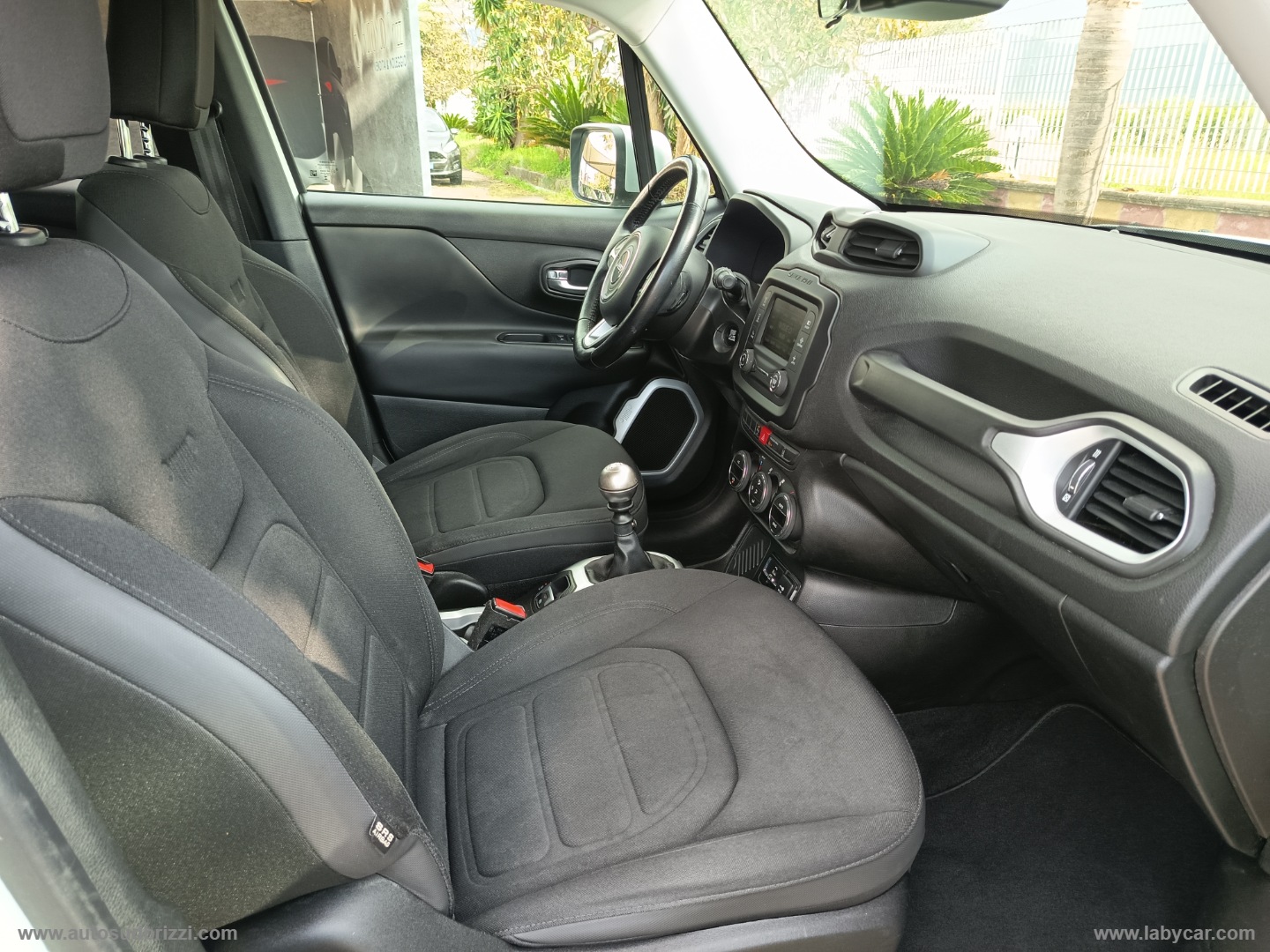 Renegade 1.6 Mjt 120CV Limited - immagine 14