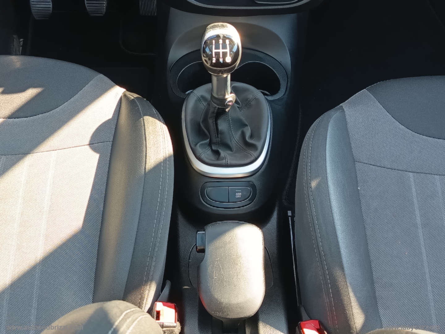 500L 1.3 MJT 95 CV Lounge TETTO PANORAMICO - immagine 14