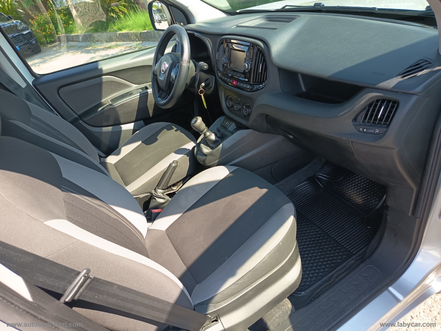 Doblò 1.6 MJT 105CV PC Combi N1 Lounge AUTOCARRO 5 POSTI - immagine 14