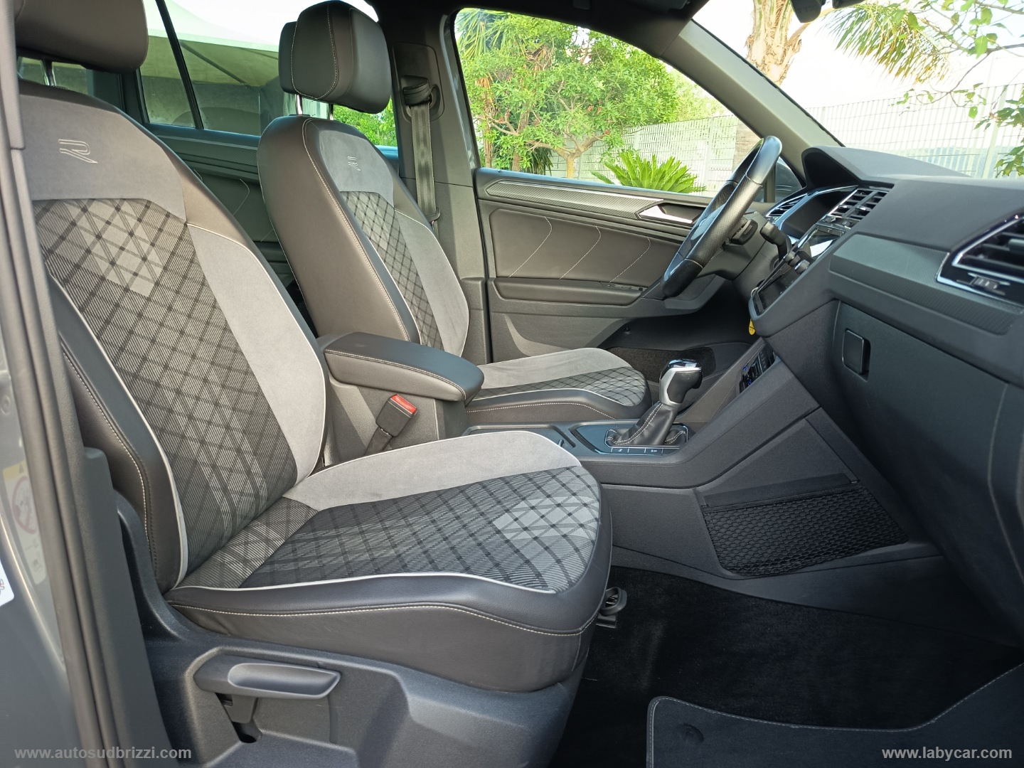 Tiguan 2.0 TDI 150CV SCR DSG R-Line - immagine 14