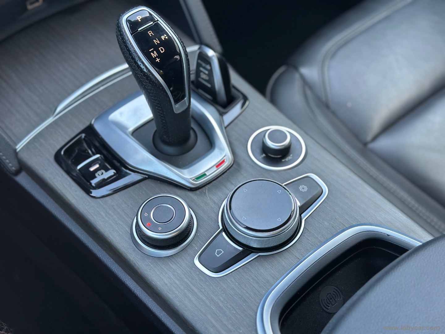 Stelvio 2.2 T.diesel 210 CV AT8 Q4 Ti - immagine 14