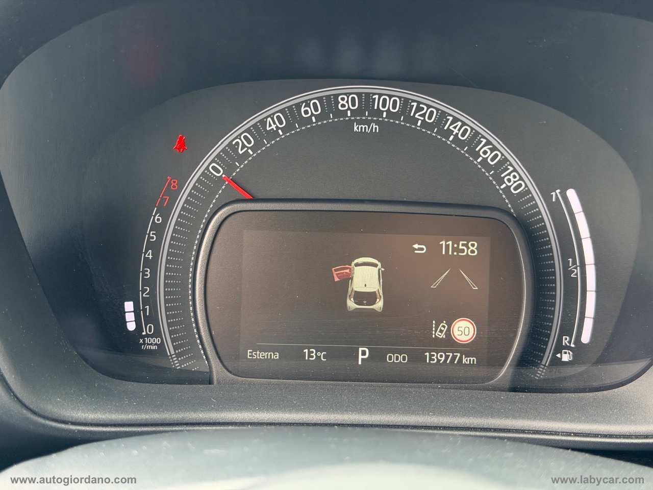 Aygo X 1.0 VVT-i 72 CV 5p. ACTIVE S-CVT - immagine 14