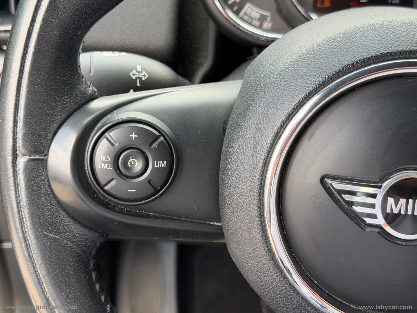 Mini Cooper Business Countryman Aut. 4X4 - immagine 14