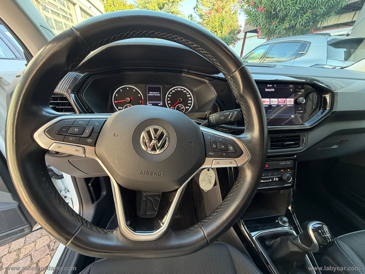 T-Cross 1.0 TSI 115 CV Style BMT - immagine 14