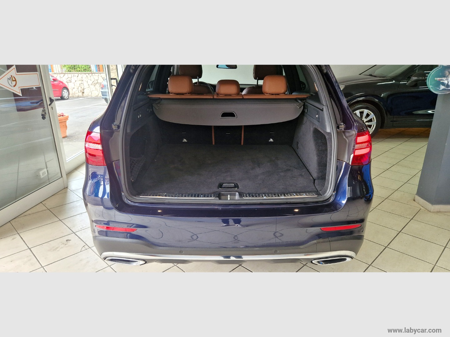 GLC 250 d 4Matic Premium AMG - immagine 14